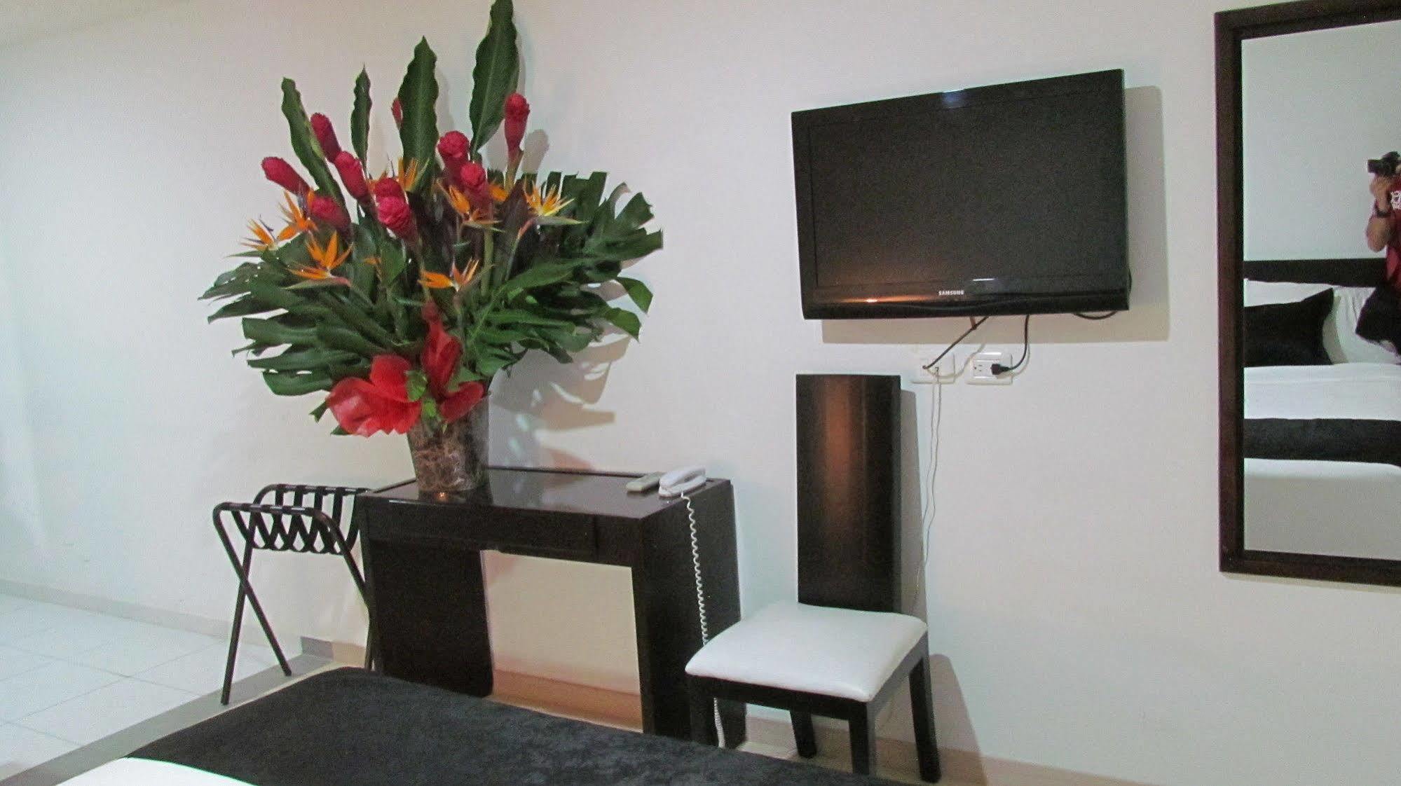 Aparta Hotel Bc Bogota Ngoại thất bức ảnh